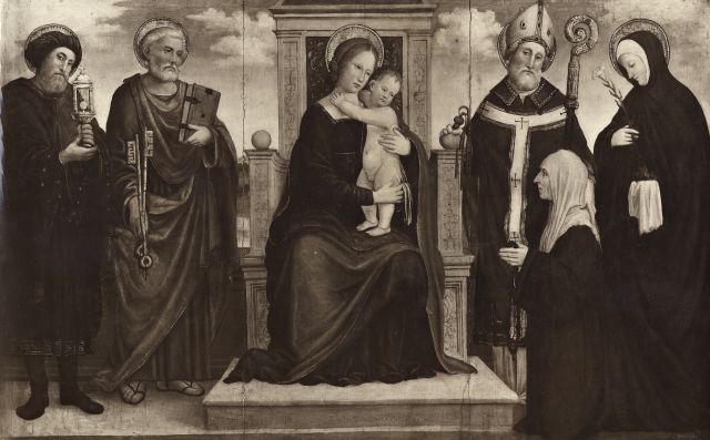 Anonimo — Anonimo lombardo - sec. XV/ XVI - Madonna con Bambino in trono tra santo, san Pietro, sant'Ambrogio, santa Chiara e devota — insieme